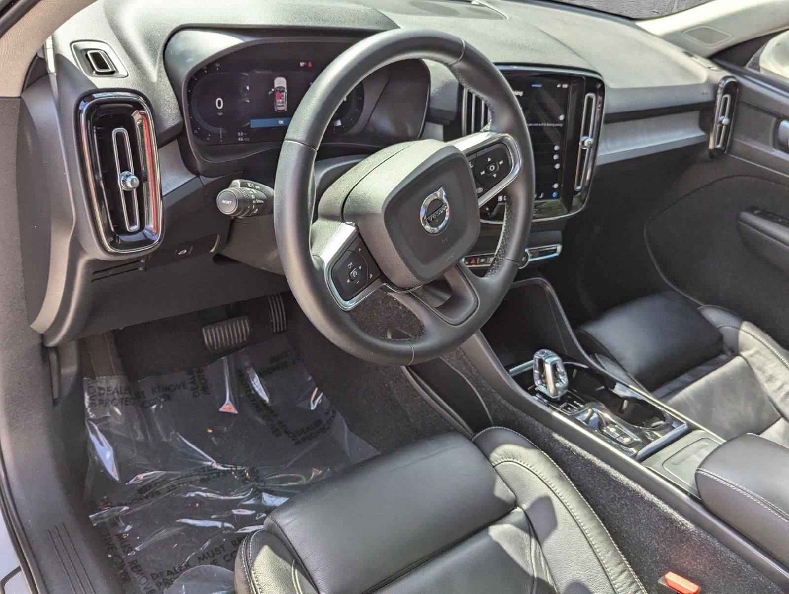 2023 Volvo XC40 Vehicle Photo in Delray Beach, FL 33444