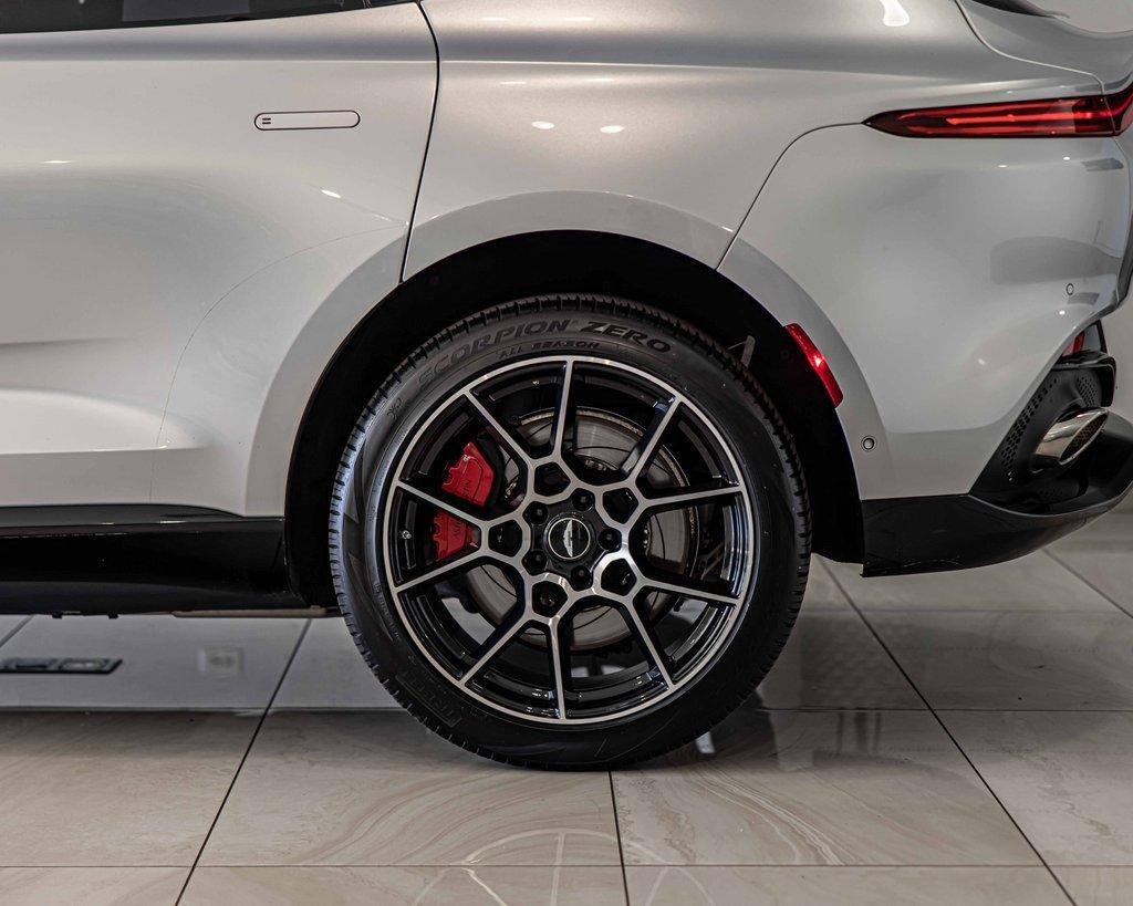 2021 Aston Martin DBX Vehicle Photo in Plainfield, IL 60586