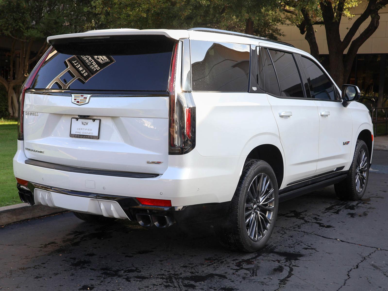 2024 Cadillac Escalade Vehicle Photo in DALLAS, TX 75209-3095