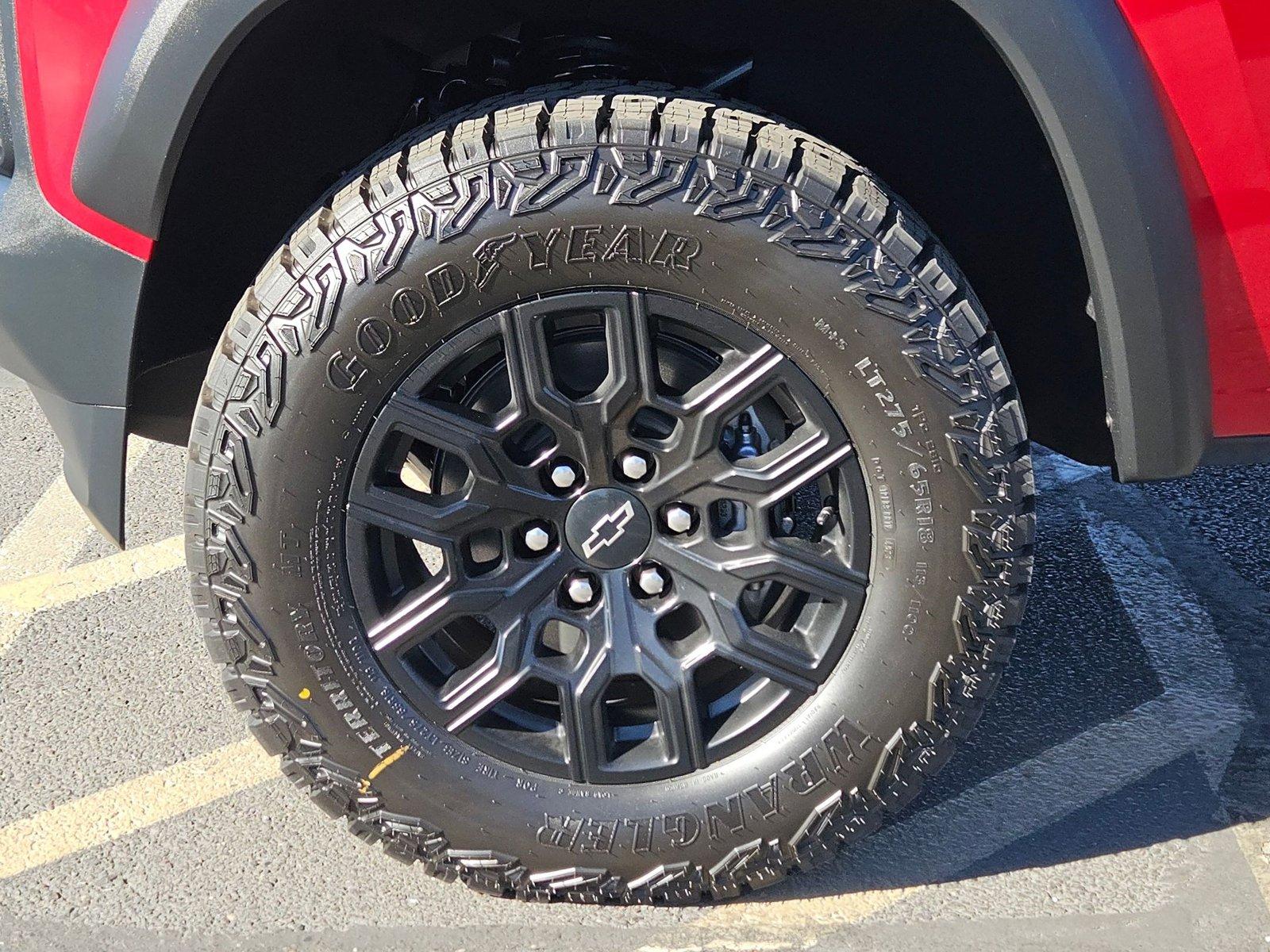 2024 Chevrolet Colorado Vehicle Photo in GILBERT, AZ 85297-0446