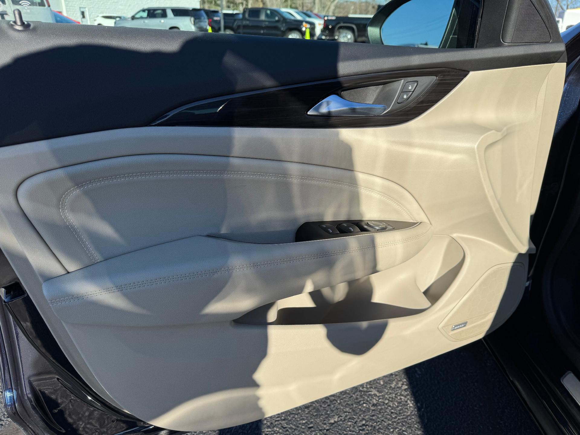 2018 Buick Regal Sportback Vehicle Photo in SOUTH PORTLAND, ME 04106-1997