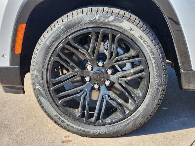 2024 Jeep Wagoneer Vehicle Photo in Cleburne, TX 76033