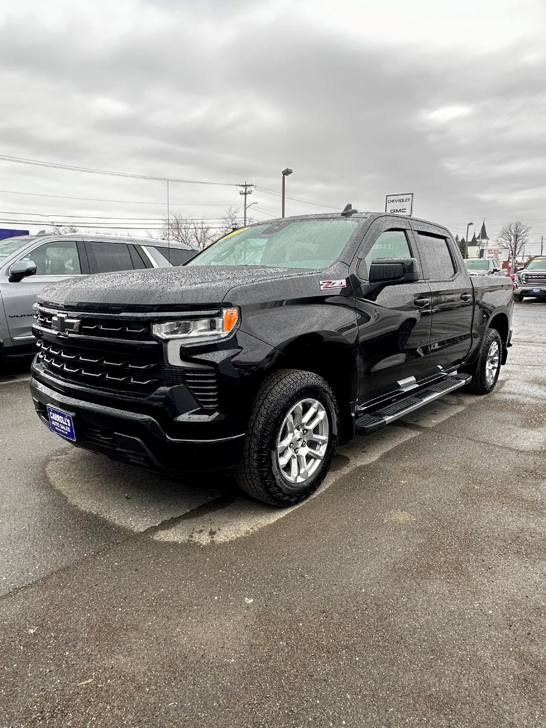 Used 2022 Chevrolet Silverado 1500 RST with VIN 2GCUDEED2N1512448 for sale in Presque Isle, ME