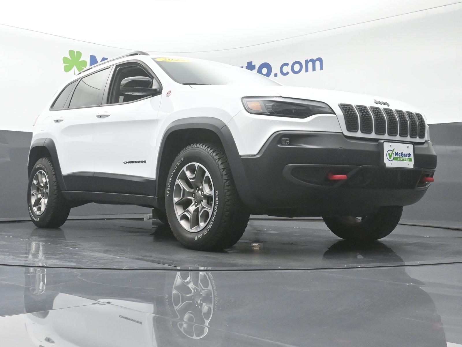 2022 Jeep Cherokee Vehicle Photo in Cedar Rapids, IA 52402