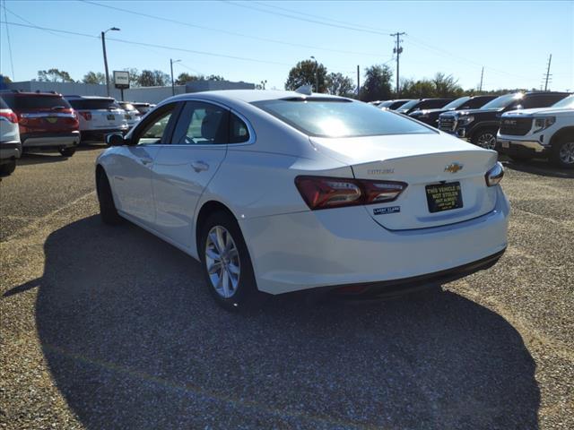 Used 2022 Chevrolet Malibu 1LT with VIN 1G1ZD5ST9NF121641 for sale in Amory, MS