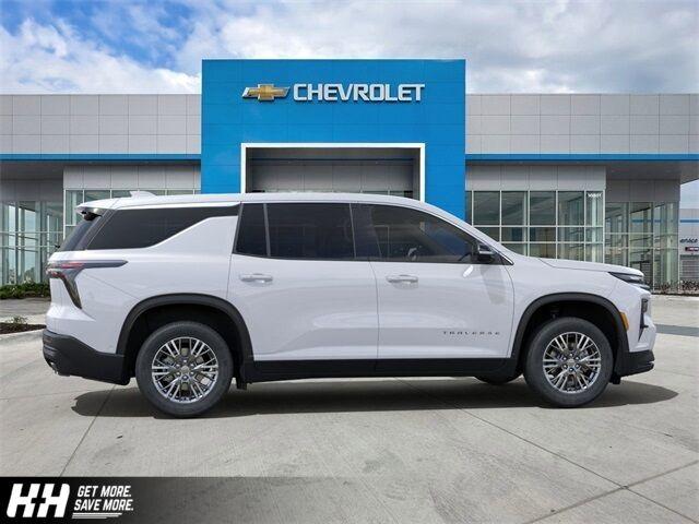 2024 Chevrolet Traverse Vehicle Photo in PAPILLION, NE 68138-