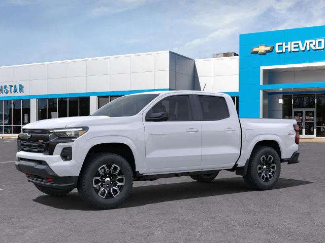 2024 Chevrolet Colorado Vehicle Photo in MOON TOWNSHIP, PA 15108-2571