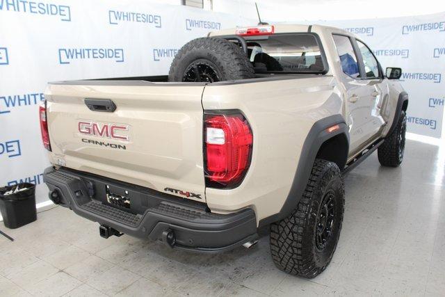 2024 GMC Canyon Vehicle Photo in SAINT CLAIRSVILLE, OH 43950-8512