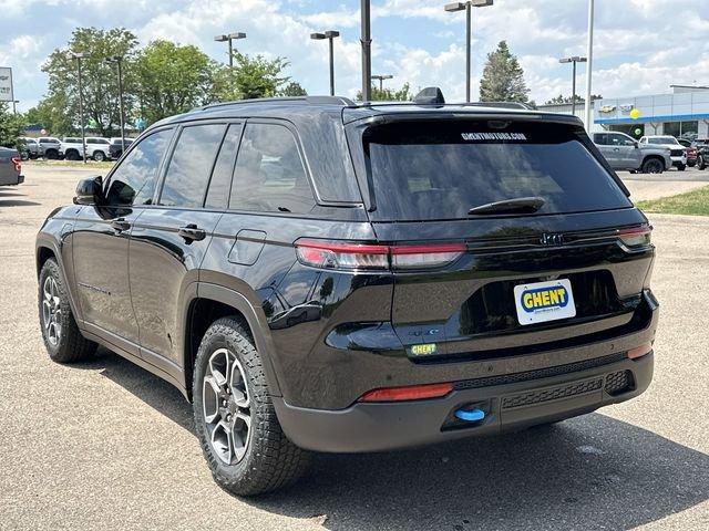 2022 Jeep Grand Cherokee 4xe Vehicle Photo in GREELEY, CO 80634-4125