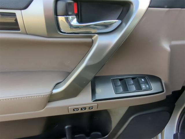 2022 Lexus GX 460 Vehicle Photo in ALBERTVILLE, AL 35950-0246