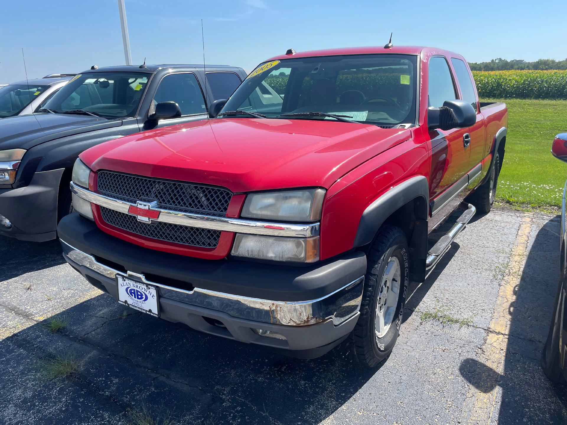 Pre-Owned 2005 Chevrolet Silverado 1500 Z71