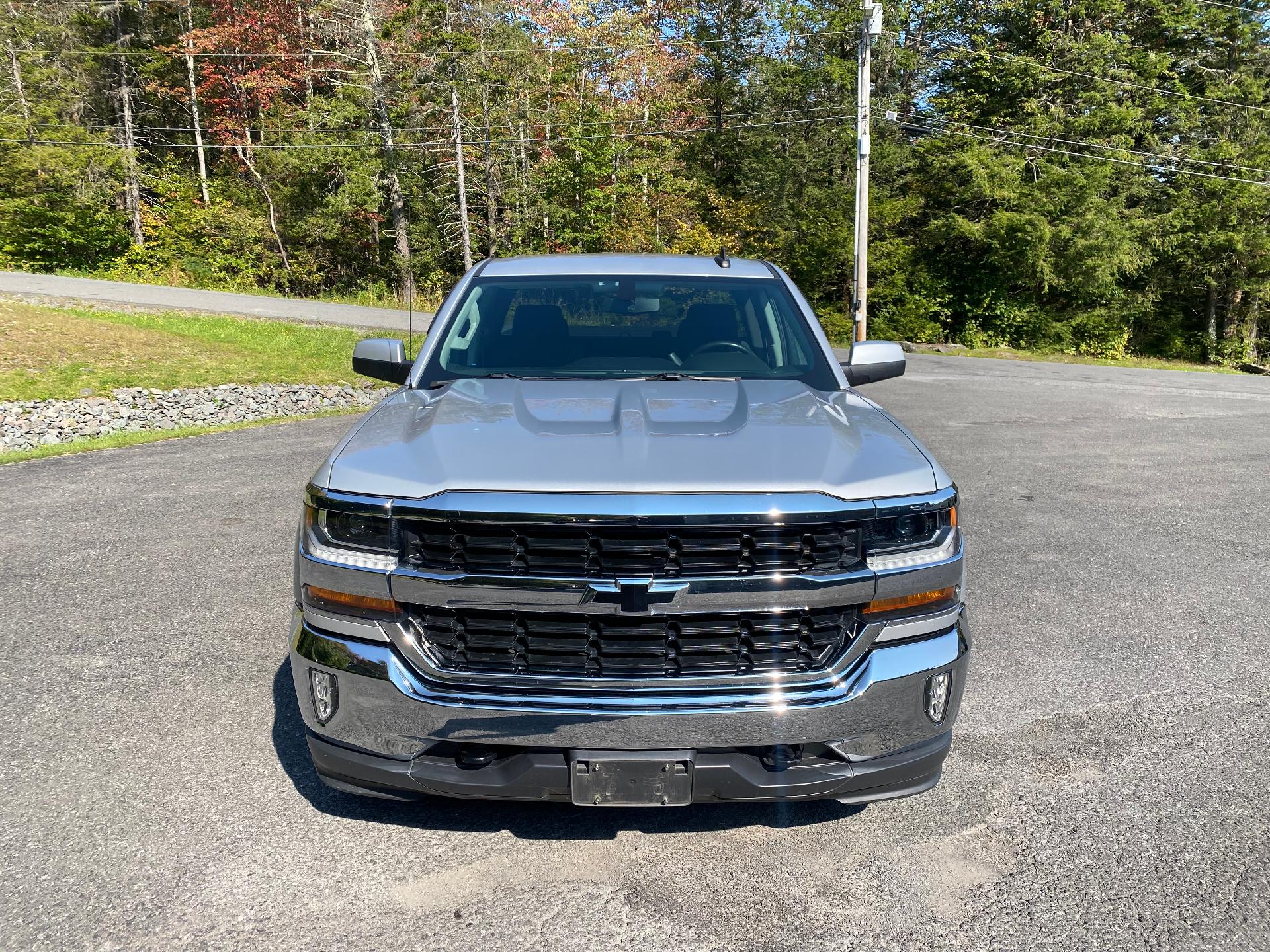 Used 2017 Chevrolet Silverado 1500 LT with VIN 1GCVKREC1HZ268621 for sale in Tannersville, NY