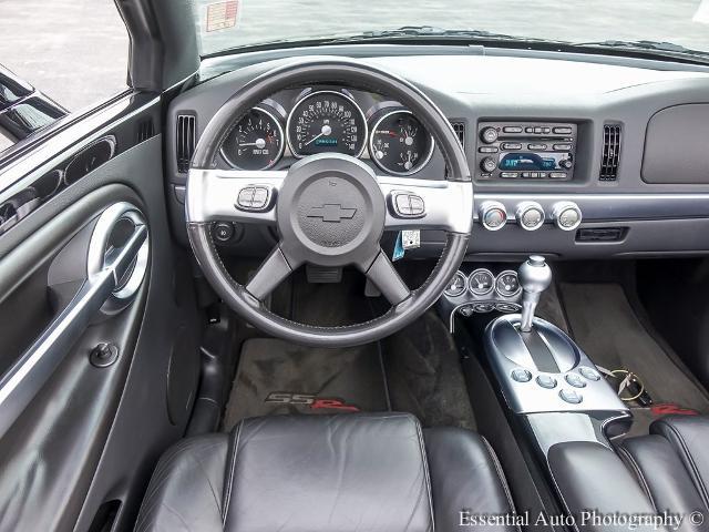 2004 Chevrolet SSR Vehicle Photo in OAK LAWN, IL 60453-2517