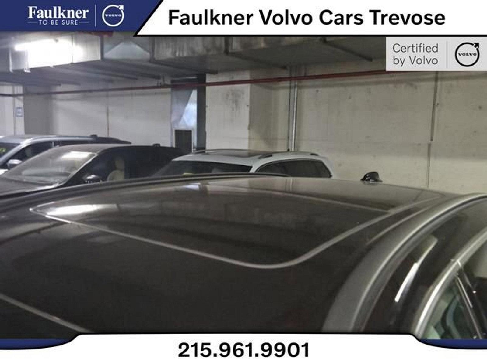 2022 Volvo XC60 Vehicle Photo in Trevose, PA 19053