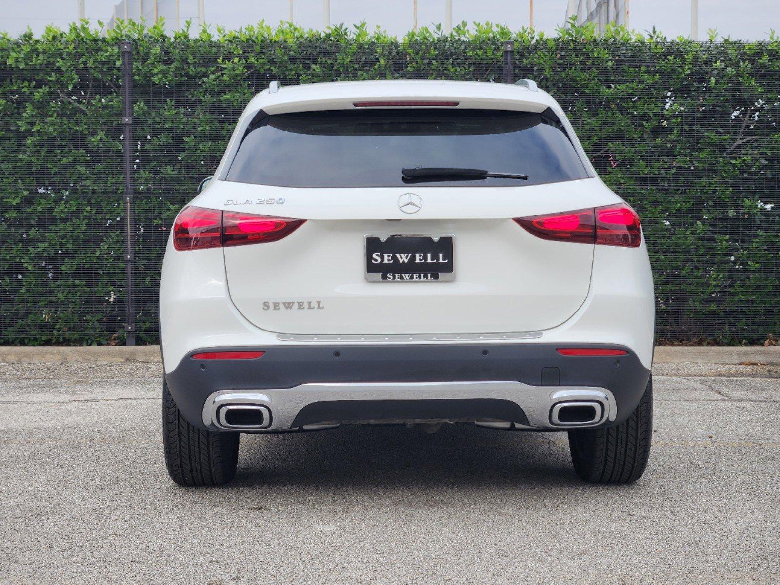 2025 Mercedes-Benz GLA Vehicle Photo in HOUSTON, TX 77079