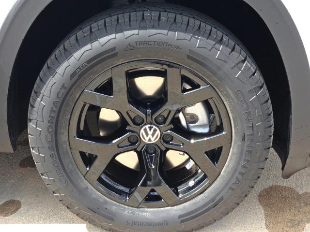 2024 Volkswagen Atlas Vehicle Photo in WEATHERFORD, TX 76087