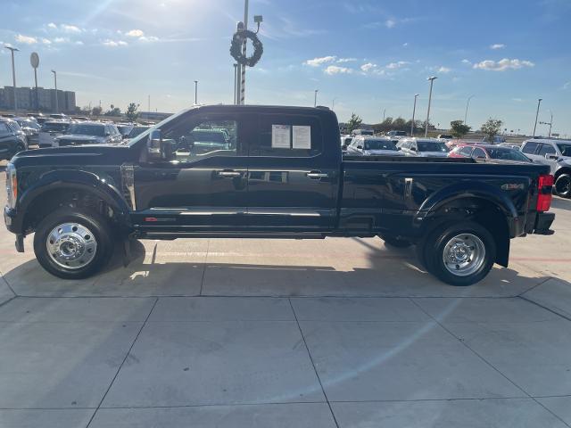 2023 Ford Super Duty F-450 DRW Vehicle Photo in Terrell, TX 75160