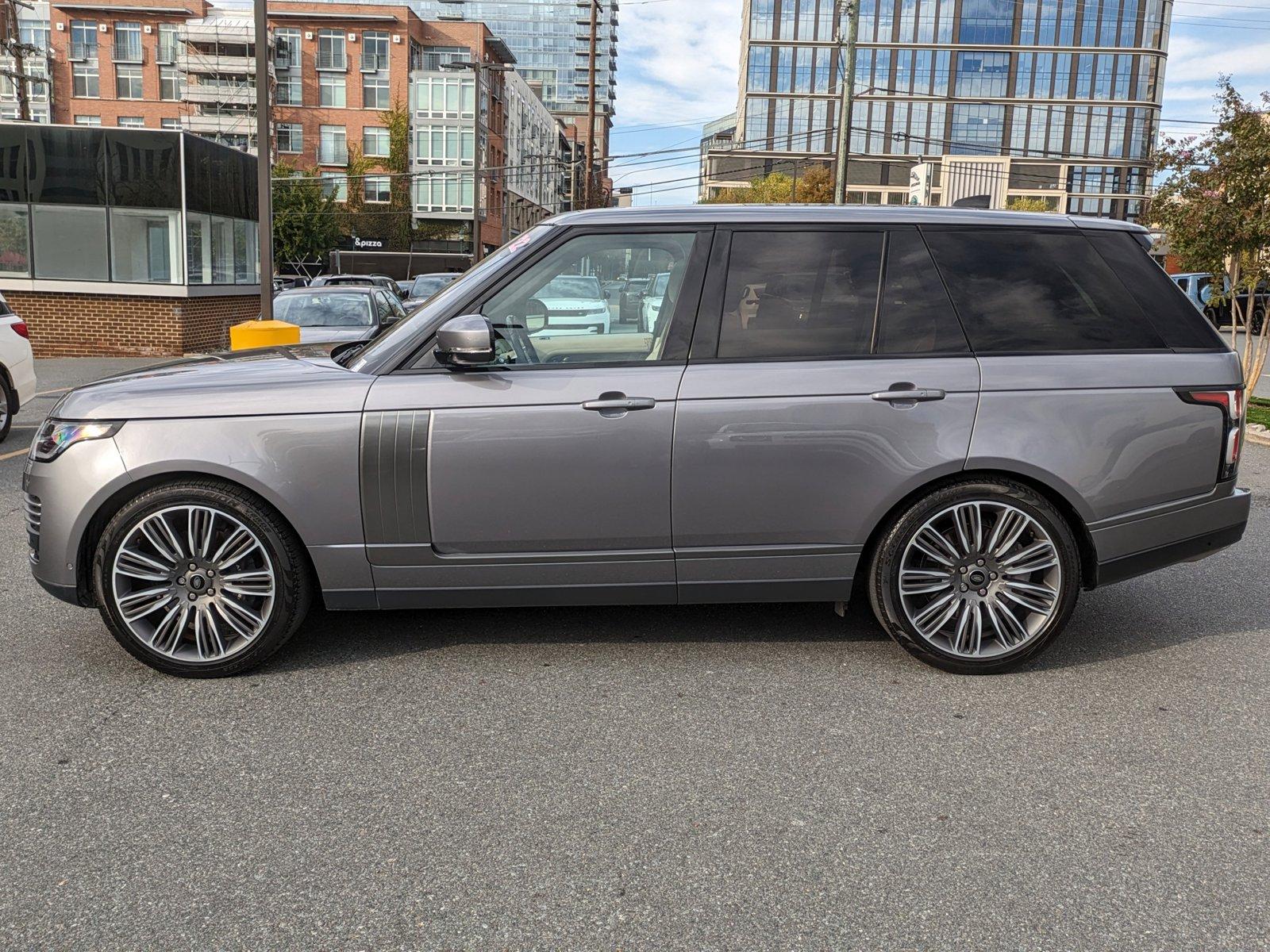 2022 Land Rover Range Rover Vehicle Photo in Bethesda, MD 20852