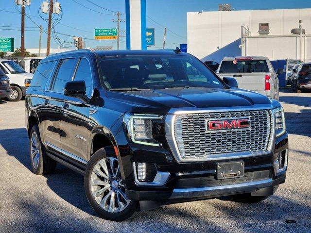 2023 GMC Yukon XL Vehicle Photo in SUGAR LAND, TX 77478-0000