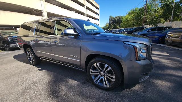 Used 2019 GMC Yukon XL Denali with VIN 1GKS2HKJ1KR128824 for sale in Houston, TX