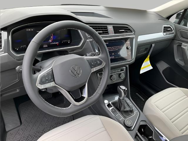 2024 Volkswagen Tiguan Vehicle Photo in Oshkosh, WI 54904