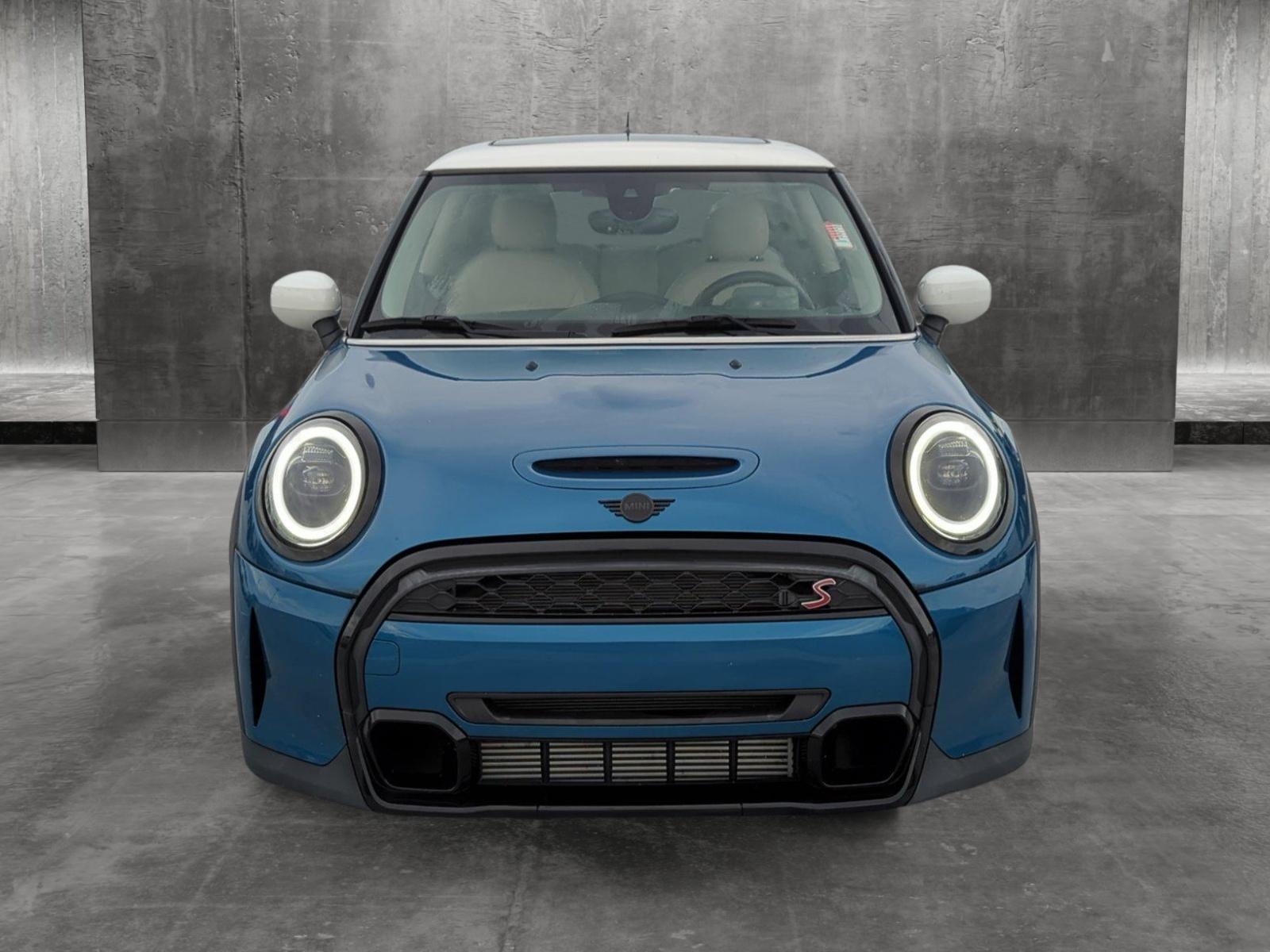 2022 MINI Cooper S Hardtop 2 Door Vehicle Photo in Ft. Myers, FL 33907