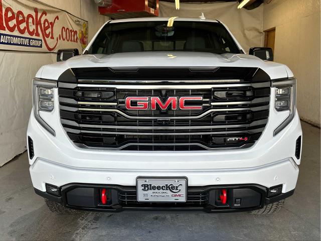 2025 GMC Sierra 1500 Vehicle Photo in RED SPRINGS, NC 28377-1640