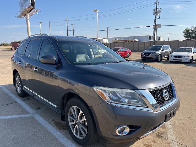 2014 Nissan Pathfinder Vehicle Photo in Denison, TX 75020