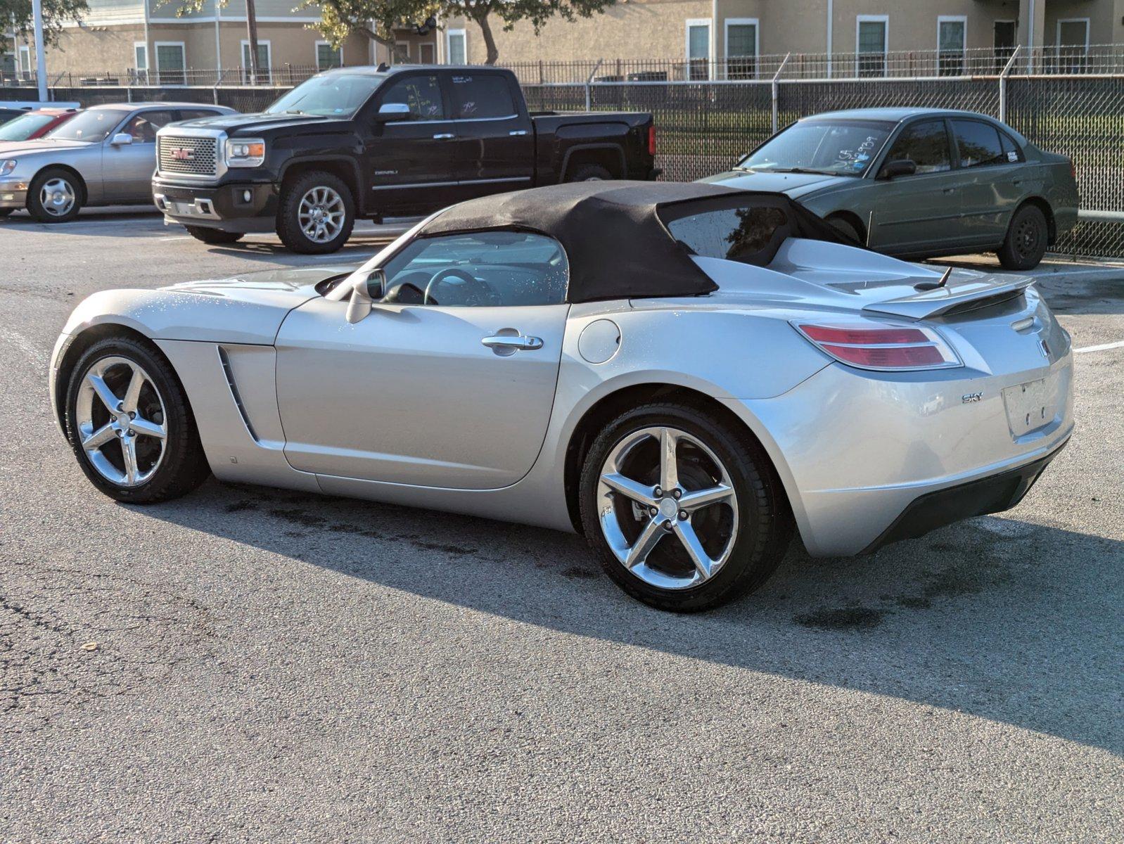 2008 Saturn Sky Vehicle Photo in Corpus Christi, TX 78415