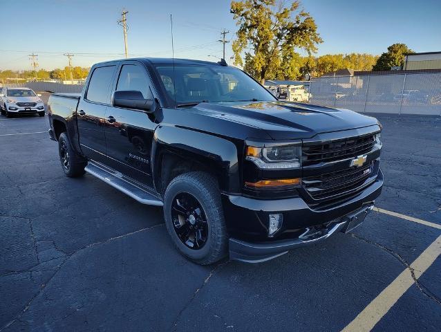 2017 Chevrolet Silverado 1500 Vehicle Photo in GREEN BAY, WI 54304-5303