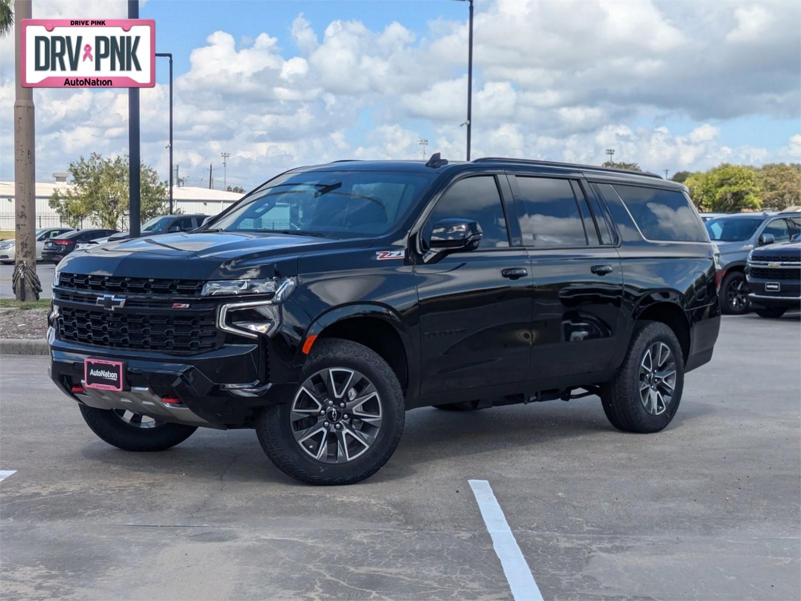 2024 Chevrolet Suburban Vehicle Photo in CORPUS CHRISTI, TX 78416-1100