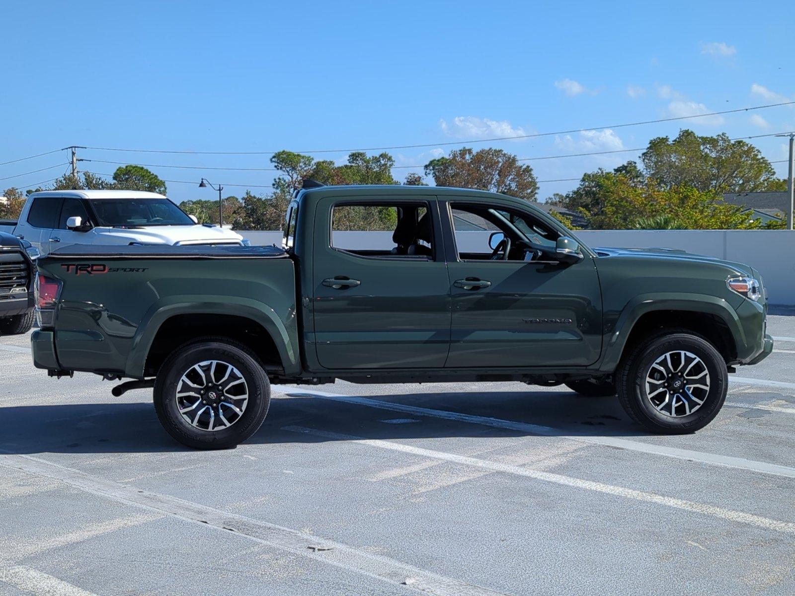 2022 Toyota Tacoma 2WD Vehicle Photo in Ft. Myers, FL 33907