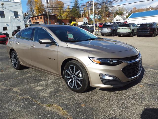 2025 Chevrolet Malibu Vehicle Photo in INDIANA, PA 15701-1897