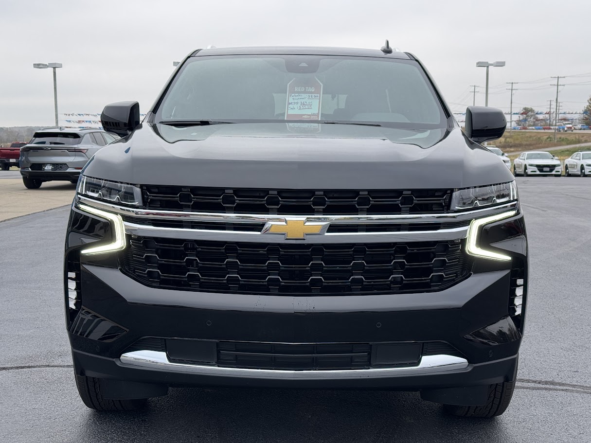 2024 Chevrolet Tahoe Vehicle Photo in BOONVILLE, IN 47601-9633