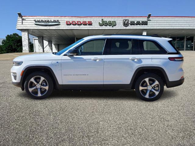 2023 Jeep Grand Cherokee 4xe Vehicle Photo in Ennis, TX 75119-5114