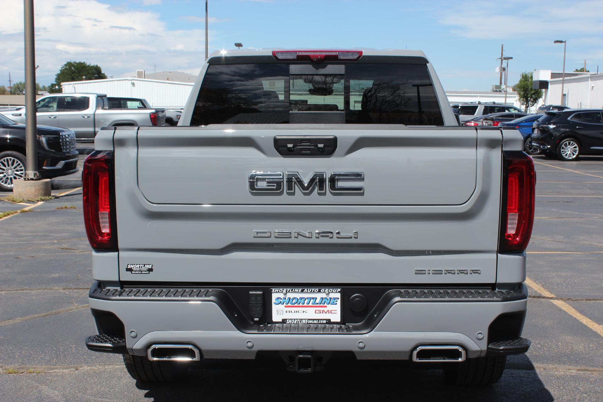 2024 GMC Sierra 1500 Vehicle Photo in AURORA, CO 80012-4011