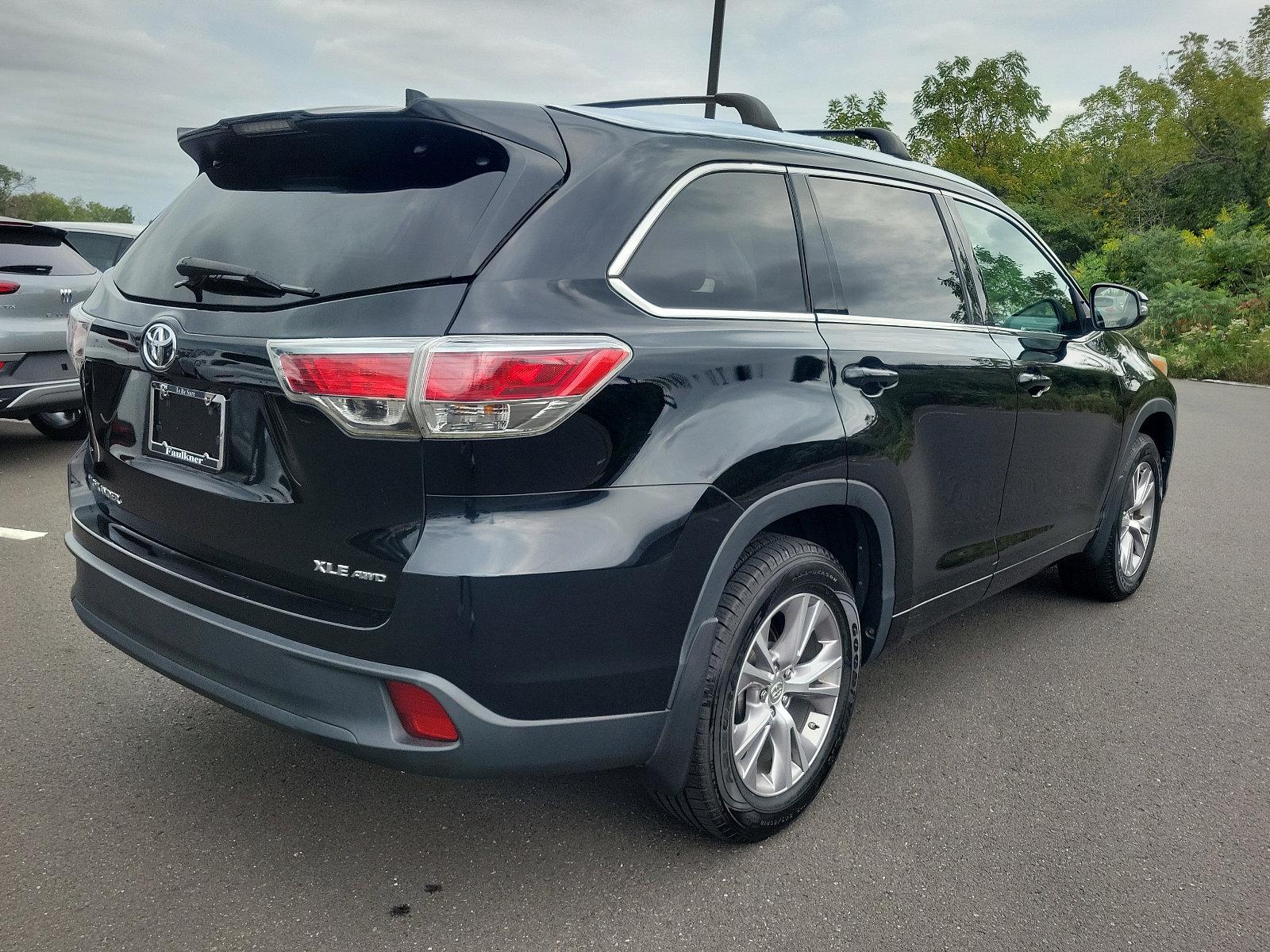 2015 Toyota Highlander Vehicle Photo in Trevose, PA 19053