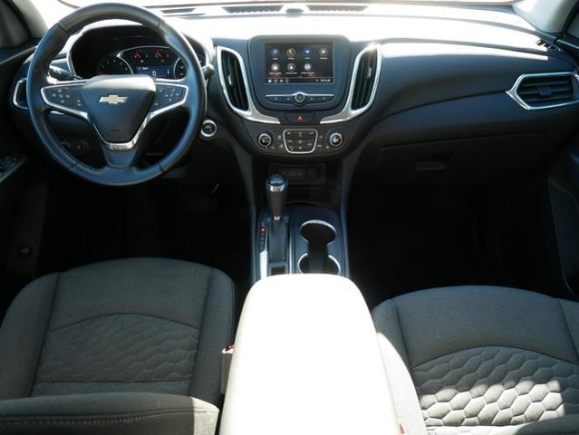 2020 Chevrolet Equinox Vehicle Photo in MAPLEWOOD, MN 55119-4794