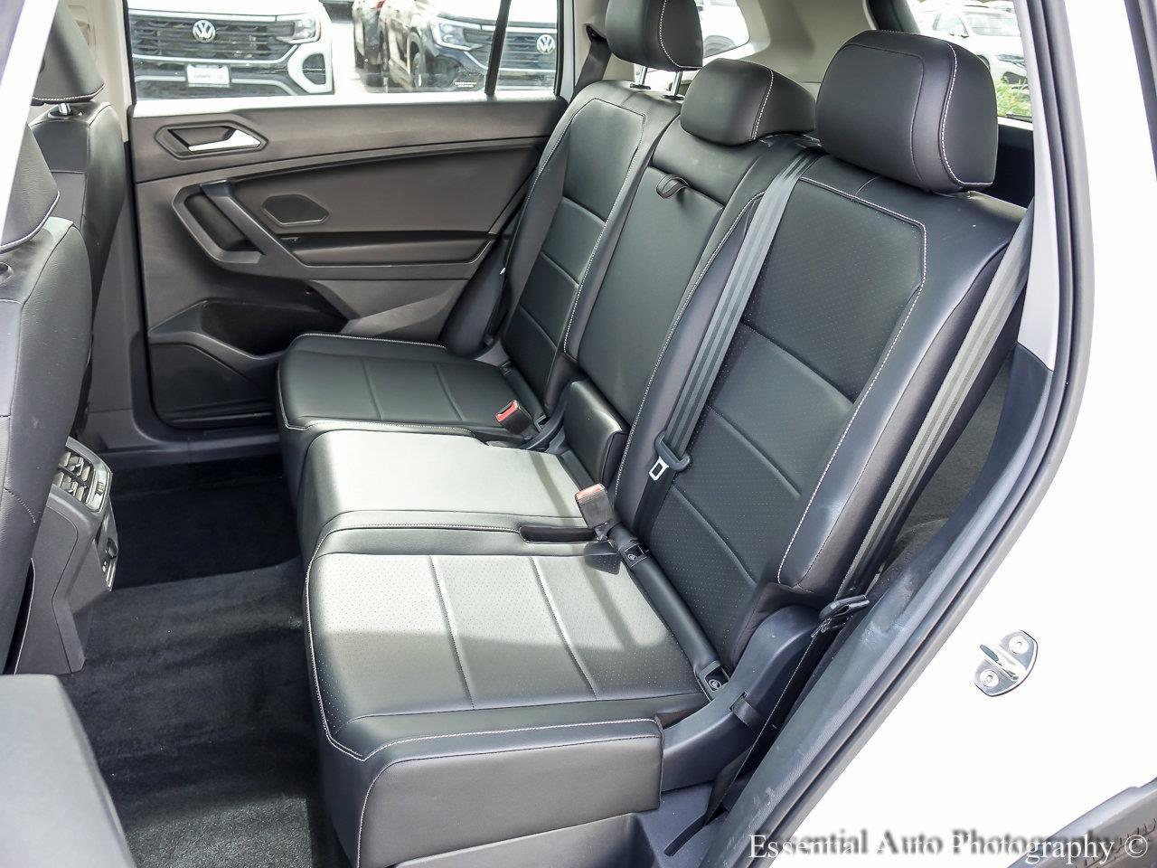 2021 Volkswagen Tiguan Vehicle Photo in Plainfield, IL 60586