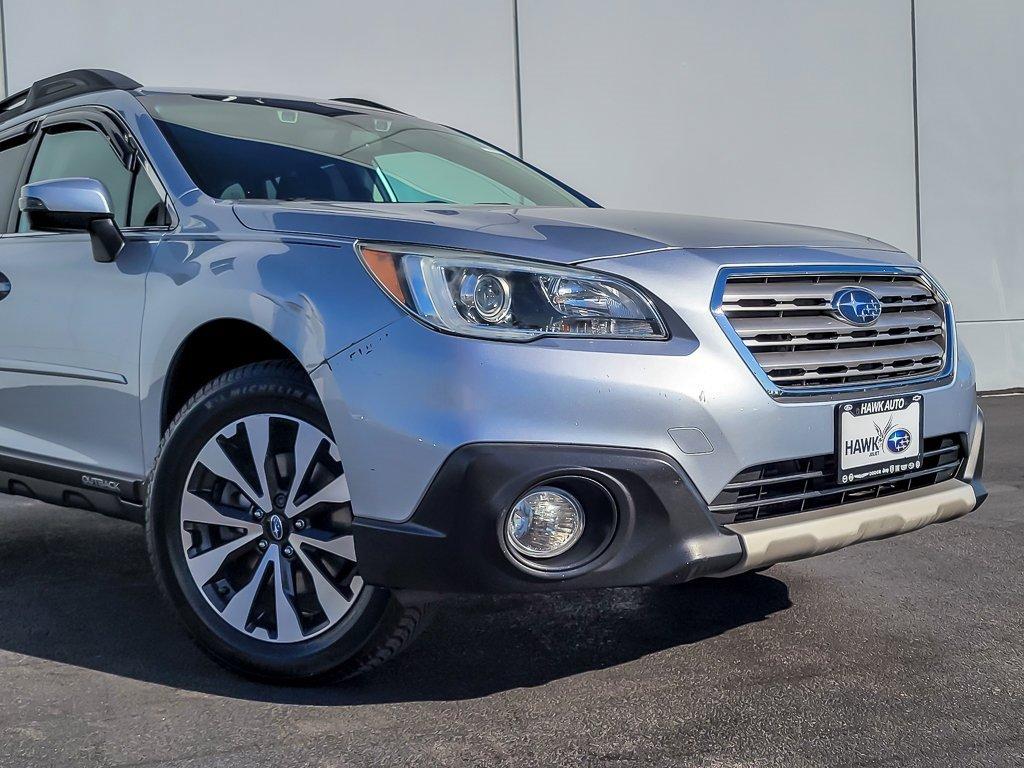 2016 Subaru Outback Vehicle Photo in Saint Charles, IL 60174