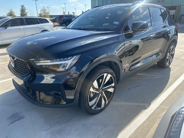 2023 Volvo XC40 Vehicle Photo in Grapevine, TX 76051