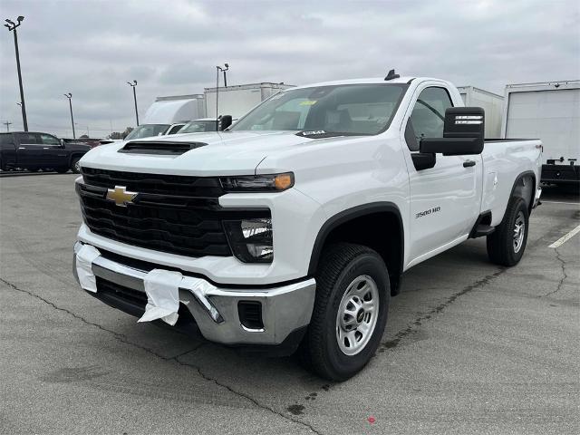 2024 Chevrolet Silverado 3500 HD Vehicle Photo in ALCOA, TN 37701-3235