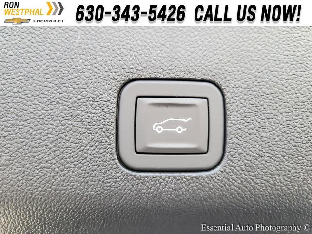 2024 Chevrolet Suburban Vehicle Photo in AURORA, IL 60503-9326