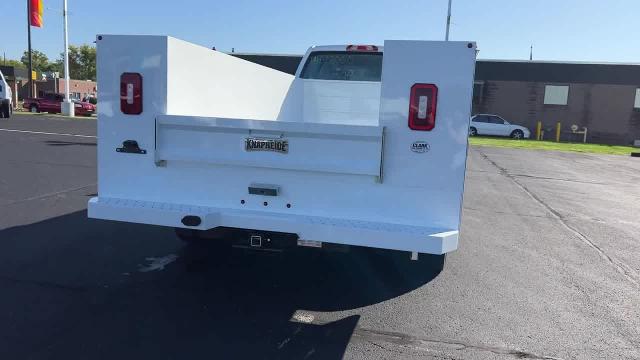 2023 Chevrolet Silverado Chassis Cab Vehicle Photo in INDIANAPOLIS, IN 46227-0991