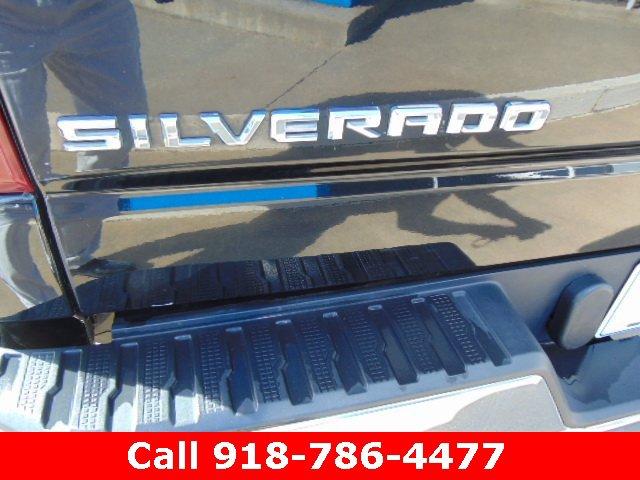 Used 2020 Chevrolet Silverado 1500 LT with VIN 3GCUYDED6LG178427 for sale in Grove, OK