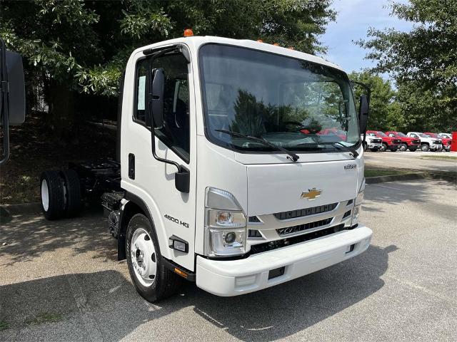 2025 Chevrolet 4500 HG LCF Gas Vehicle Photo in ALCOA, TN 37701-3235