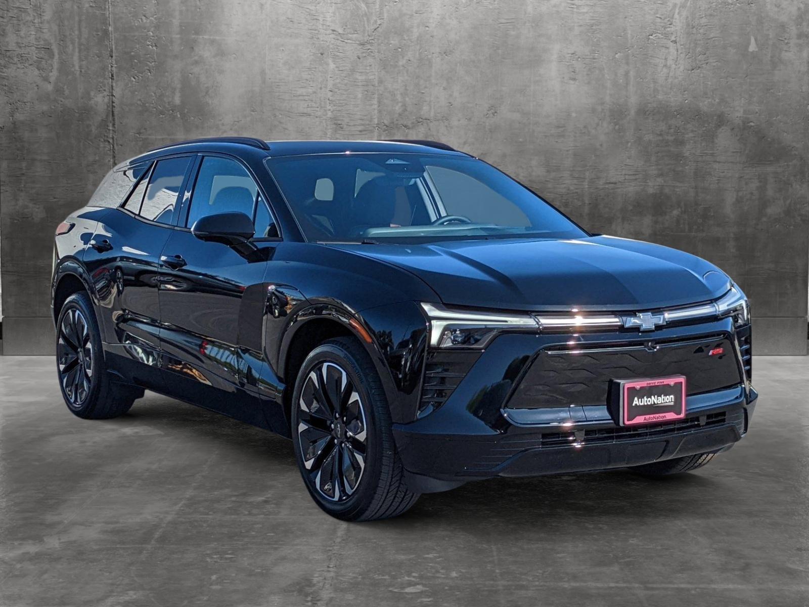 2024 Chevrolet Blazer EV Vehicle Photo in VALENCIA, CA 91355-1705