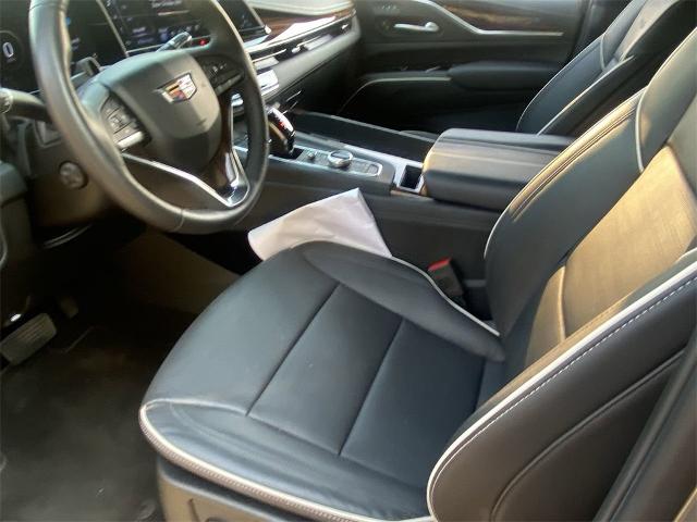 2023 Cadillac Escalade Vehicle Photo in GOODYEAR, AZ 85338-1310