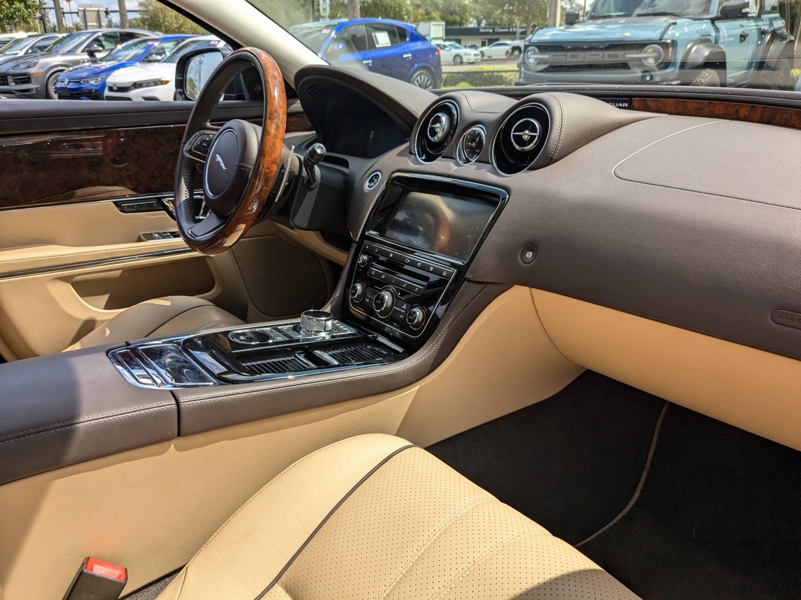 2019 Jaguar XJ Vehicle Photo in Maitland, FL 32751