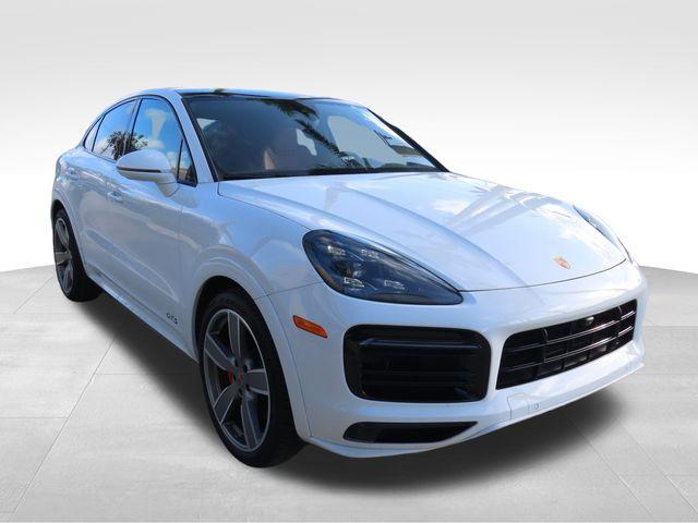 2022 Porsche Cayenne Vehicle Photo in DELRAY BEACH, FL 33483-3294